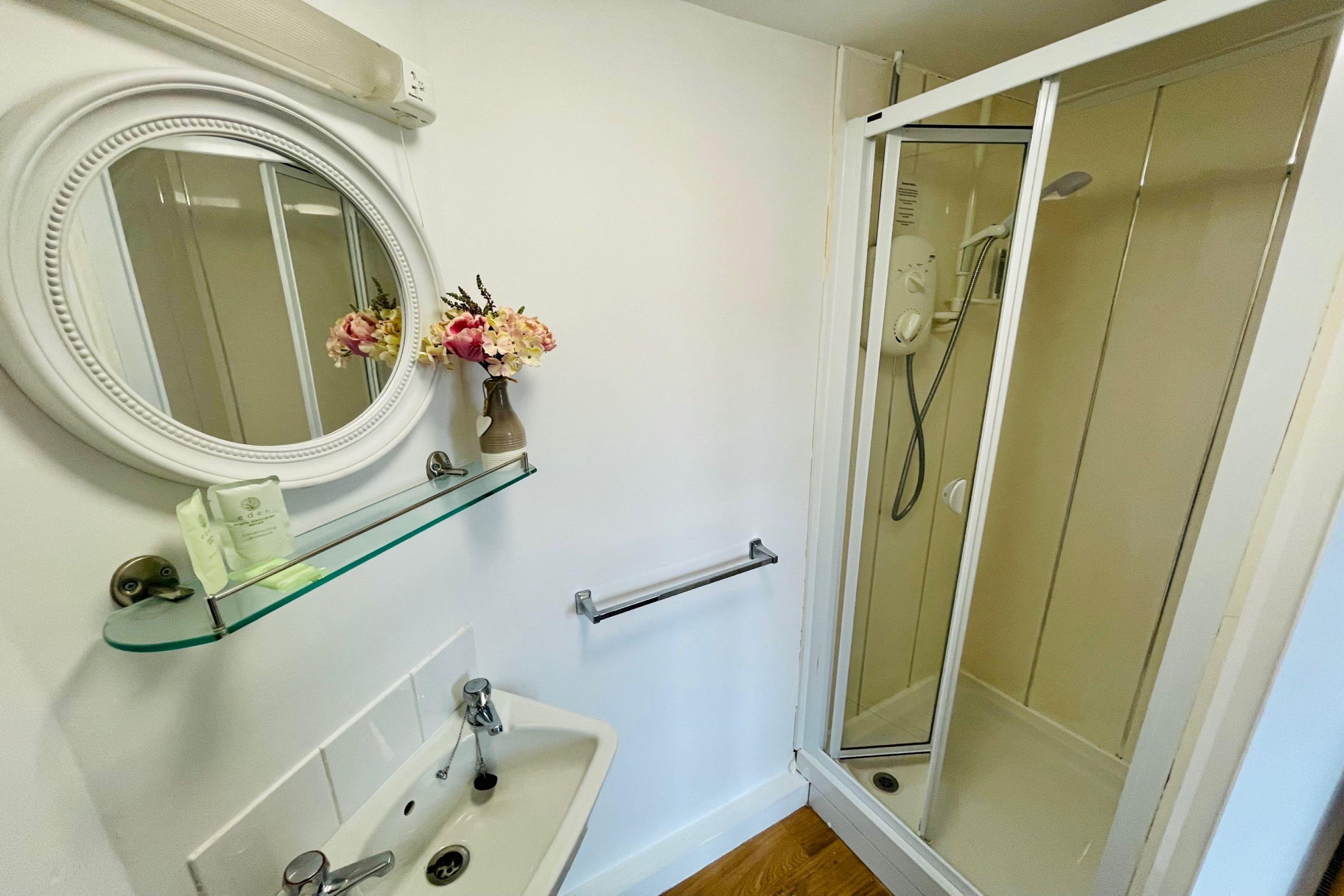 Oyo The Sun Hotel Skegness Ngoại thất bức ảnh